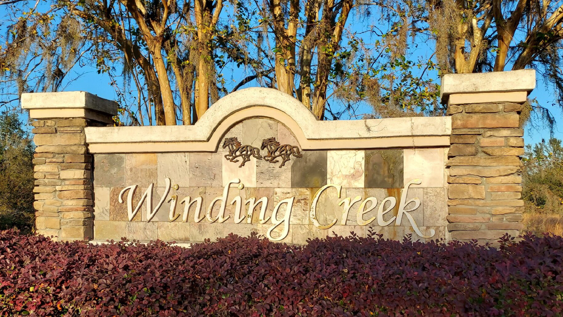 WindingCreek_Entrance